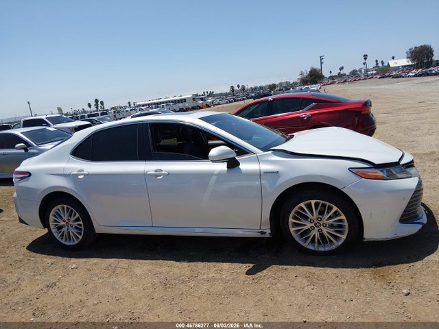 Продажа на аукционе авто 2018 Toyota Camry Hybrid Xle, vin: 4T1B21HK7JU001537, номер лота: 45786277