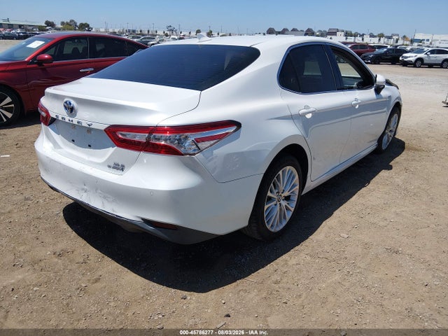 Продажа на аукционе авто 2018 Toyota Camry Hybrid Xle, vin: 4T1B21HK7JU001537, номер лота: 45786277