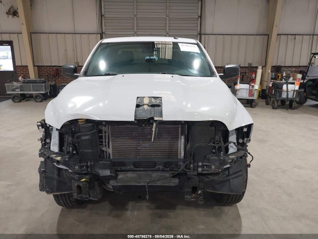 2022 Ram 1500 Classic Tradesman  4x4 5'7 Box მანქანა იყიდება აუქციონზე, vin: 3C6RR7KT8NG338642, აუქციონის ნომერი: 45786278