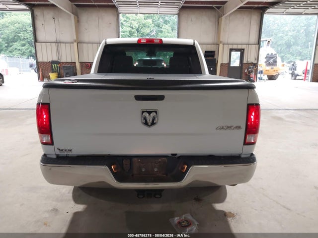 2022 Ram 1500 Classic Tradesman  4x4 5'7 Box მანქანა იყიდება აუქციონზე, vin: 3C6RR7KT8NG338642, აუქციონის ნომერი: 45786278