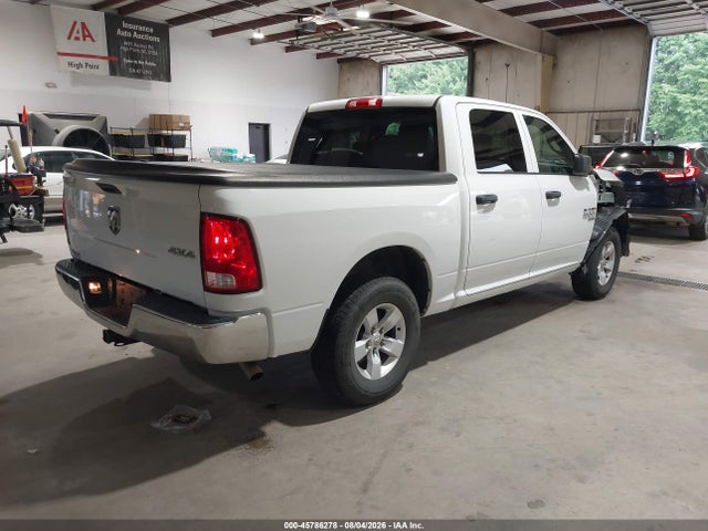 2022 Ram 1500 Classic Tradesman  4x4 5'7 Box მანქანა იყიდება აუქციონზე, vin: 3C6RR7KT8NG338642, აუქციონის ნომერი: 45786278