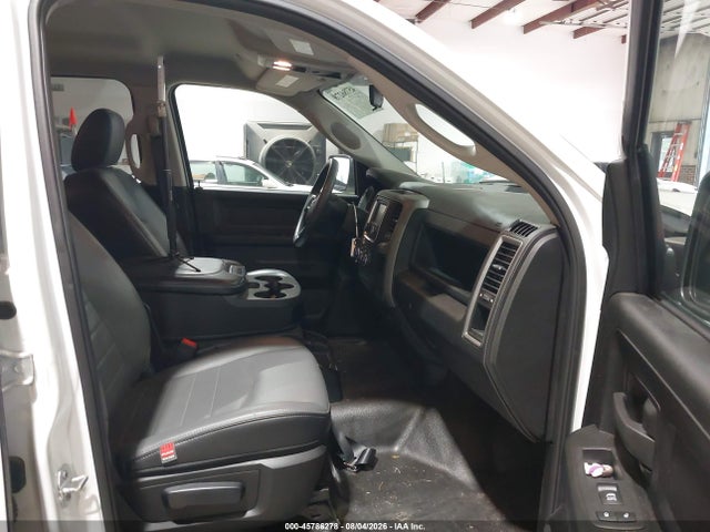 2022 Ram 1500 Classic Tradesman  4x4 5'7 Box მანქანა იყიდება აუქციონზე, vin: 3C6RR7KT8NG338642, აუქციონის ნომერი: 45786278