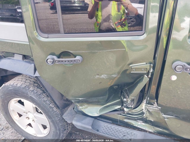 2008 Jeep Wrangler Unlimited Sahara მანქანა იყიდება აუქციონზე, vin: 1J8GA59178L552120, აუქციონის ნომერი: 45786297