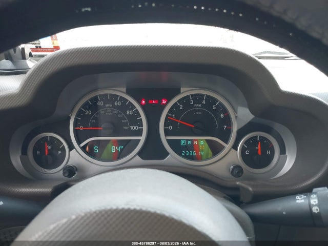 2008 Jeep Wrangler Unlimited Sahara მანქანა იყიდება აუქციონზე, vin: 1J8GA59178L552120, აუქციონის ნომერი: 45786297