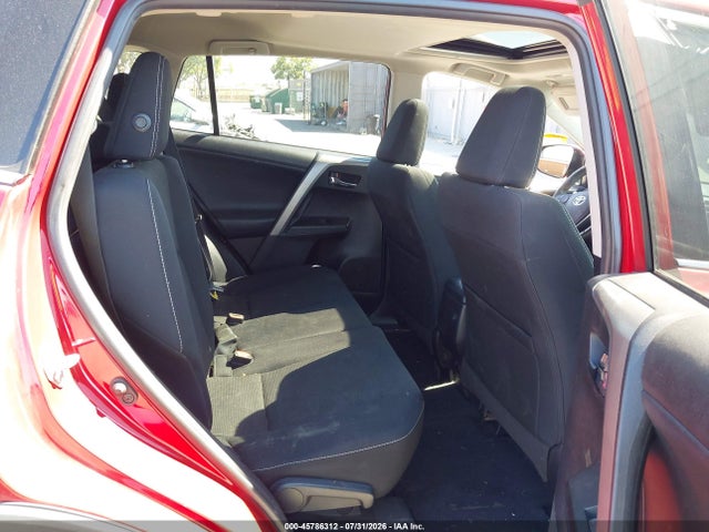 2T3WFREV2HW371234 Toyota Rav4 Xle