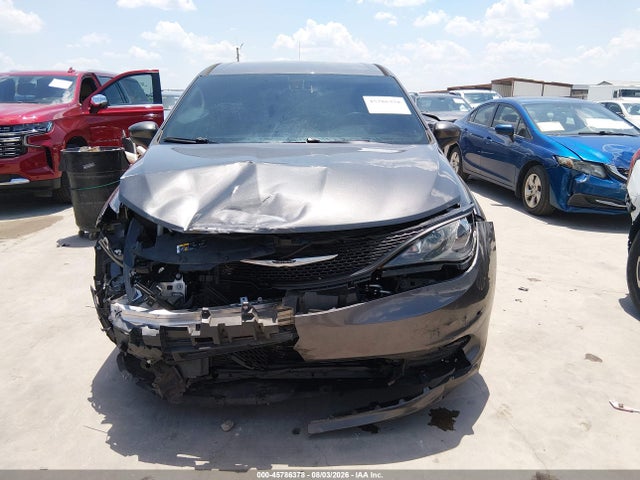 45786378 :رقم المزاد ، 2C4RC1AG5MR502627 vin ، 2021 Chrysler Voyager L مزاد بيع