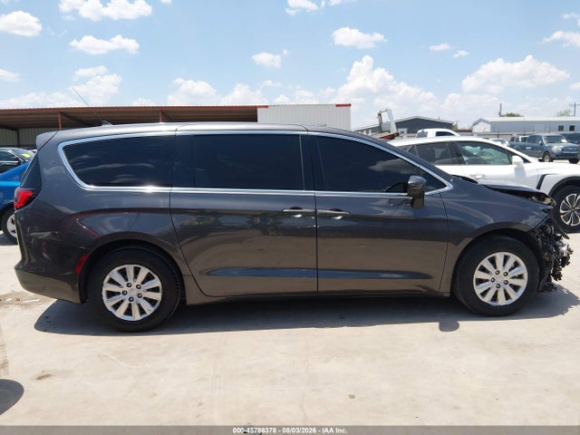 45786378 :رقم المزاد ، 2C4RC1AG5MR502627 vin ، 2021 Chrysler Voyager L مزاد بيع
