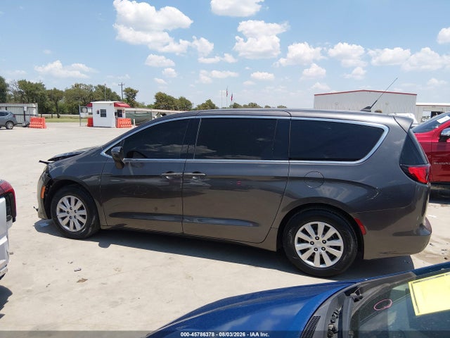 45786378 :رقم المزاد ، 2C4RC1AG5MR502627 vin ، 2021 Chrysler Voyager L مزاد بيع