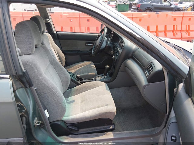 2001 Subaru Legacy L მანქანა იყიდება აუქციონზე, vin: 4S3BH635517305272, აუქციონის ნომერი: 45786390