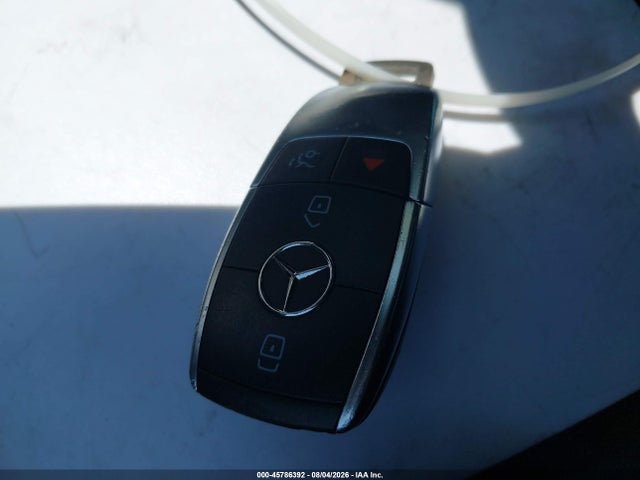 Продажа на аукционе авто 2022 Mercedes-benz Glc 300 Suv, vin: W1N0G8DB5NV325915, номер лота: 45786392