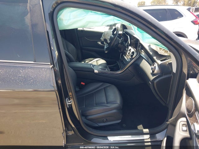 Продажа на аукционе авто 2022 Mercedes-benz Glc 300 Suv, vin: W1N0G8DB5NV325915, номер лота: 45786392
