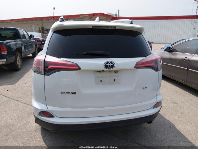 Toyota RAV4 LE 2017 2T3ZFREV2HW325271 Image 16
