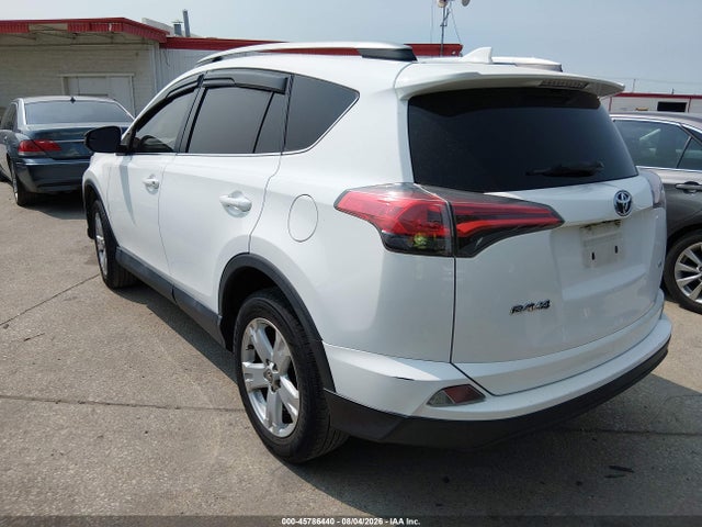 Toyota RAV4 LE 2017 2T3ZFREV2HW325271 Image 3