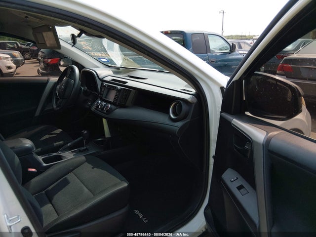Toyota RAV4 LE 2017 2T3ZFREV2HW325271 Image 5