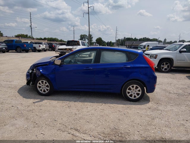 2013 Hyundai Accent Gs მანქანა იყიდება აუქციონზე, vin: KMHCT5AE5DU064573, აუქციონის ნომერი: 45786544