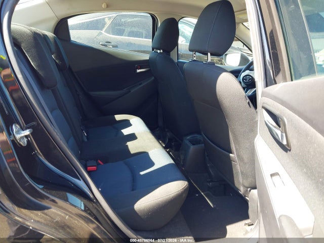 45786564 :رقم المزاد ، 3MYDLBYVXHY164380 vin ، 2017 Toyota Yaris Ia مزاد بيع