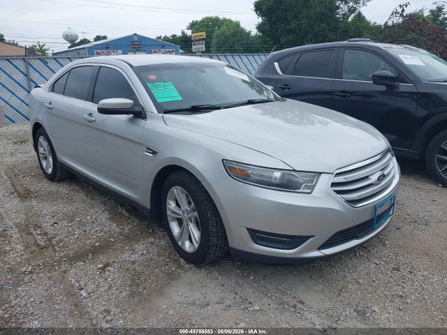 45786583 :رقم المزاد ، 1FAHP2E81DG156527 vin ، 2013 Ford Taurus Sel مزاد بيع