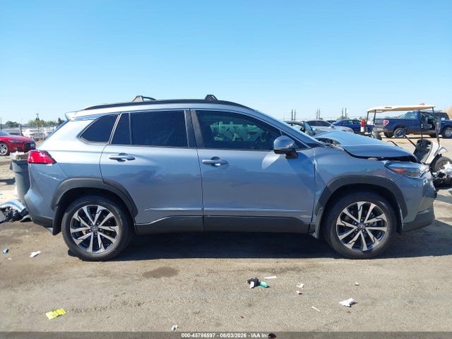 Toyota Corolla Cross Xle 2023 7MUDAABG9PV072083 Image 14