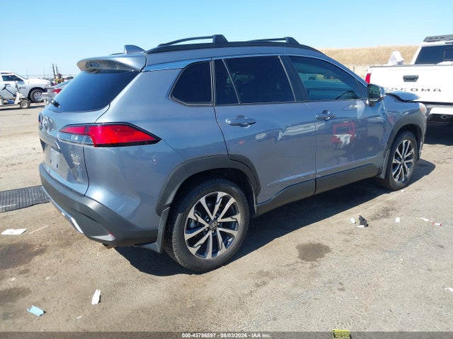 Toyota Corolla Cross Xle 2023 7MUDAABG9PV072083 Image 4