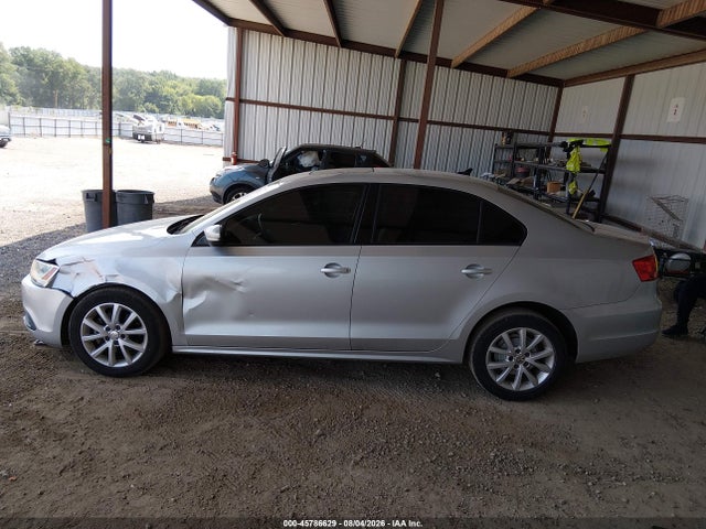 45786629 :رقم المزاد ، 3VWDX7AJ9BM303627 vin ، 2011 Volkswagen Jetta 2.5l Se مزاد بيع
