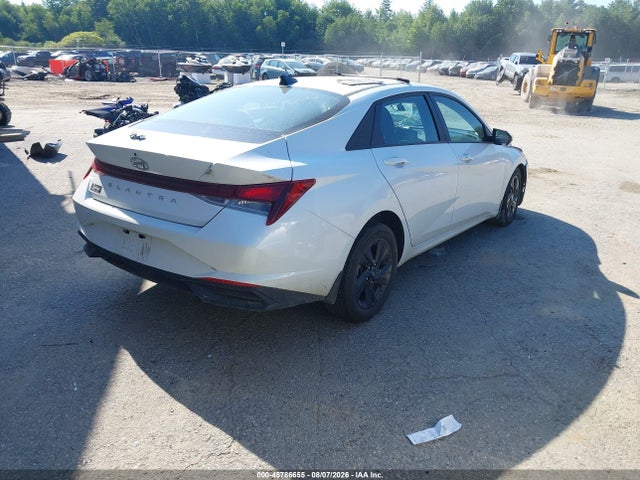 2022 Hyundai Elantra Sel მანქანა იყიდება აუქციონზე, vin: 5NPLM4AG0NH077062, აუქციონის ნომერი: 45786655