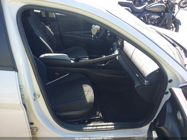 2022 Hyundai Elantra Sel მანქანა იყიდება აუქციონზე, vin: 5NPLM4AG0NH077062, აუქციონის ნომერი: 45786655