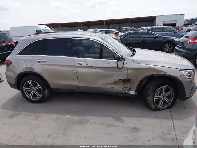 45786679 :رقم المزاد ، W1N0G8EB4MF876473 vin ، 2021 Mercedes-benz Glc 300 4matic Suv مزاد بيع