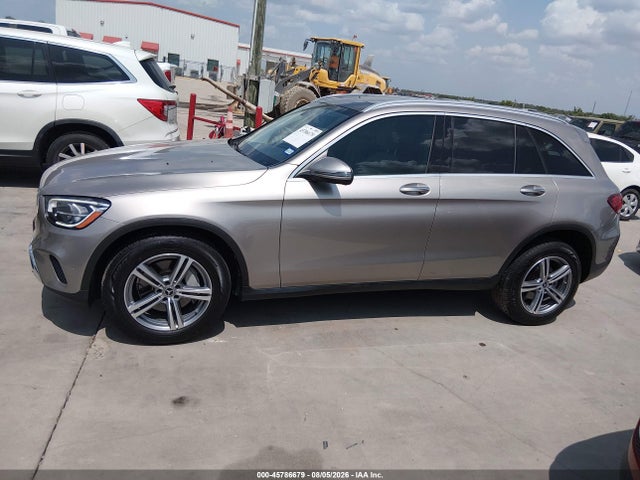45786679 :رقم المزاد ، W1N0G8EB4MF876473 vin ، 2021 Mercedes-benz Glc 300 4matic Suv مزاد بيع