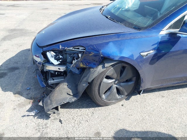 45786702 :رقم المزاد ، 5YJ3E1EA2JF076618 vin ، 2018 Tesla Model 3 مزاد بيع