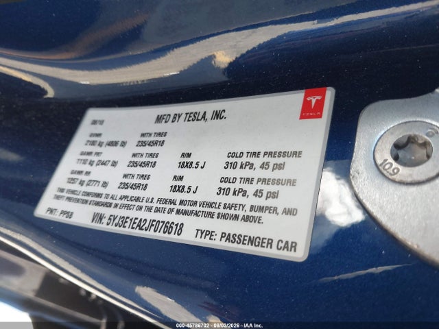 45786702 :رقم المزاد ، 5YJ3E1EA2JF076618 vin ، 2018 Tesla Model 3 مزاد بيع