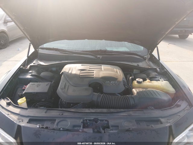 Chrysler 300C 2016 2C3CCAEG3GH147584 Image 10
