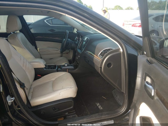 Chrysler 300C 2016 2C3CCAEG3GH147584 Image 5