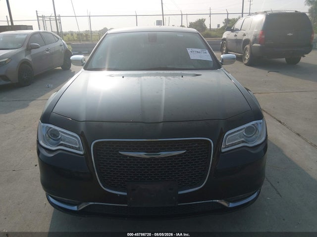 Chrysler 300C 2016 2C3CCAEG3GH147584 Image 6
