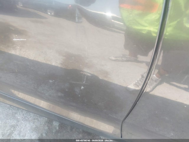 45786740 :رقم المزاد ، 1C3CCCBB1GN162645 vin ، 2016 Chrysler 200 S مزاد بيع
