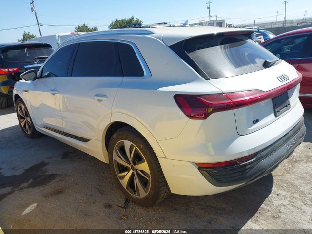 Audi Q8 E-tron Premium Plus Quattro 2024 WA15AAGE9RB008605 Image 3