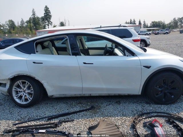 45786880 :رقم المزاد ، 7SAYGDEE5NF411450 vin ، 2022 Tesla Model Y Long Range Dual Motor All-wheel Drive مزاد بيع