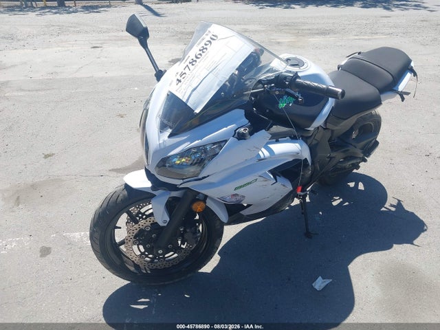 45786890 :رقم المزاد ، JKAEXEE12FDA19907 vin ، 2015 Kawasaki Ex650 E مزاد بيع
