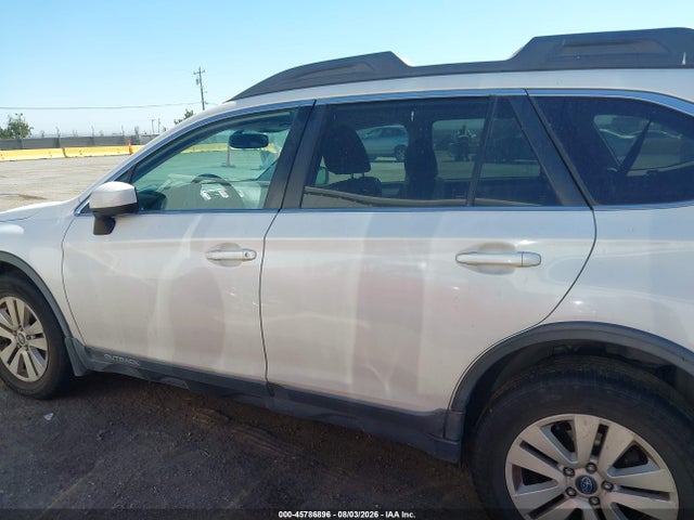 Subaru Outback 2.5i Premium 2015 4S4BSADC1F3262836 Image 14