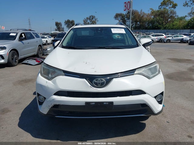 Toyota Rav4 Xle 2018 JTMWFREV6JJ733991 Image 11
