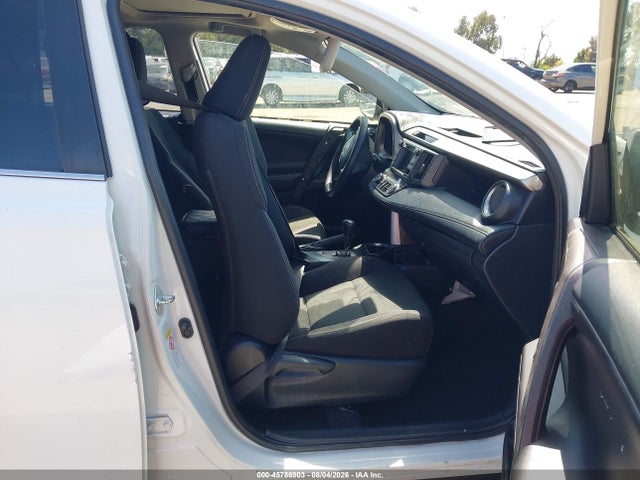 Toyota Rav4 Xle 2018 JTMWFREV6JJ733991 Image 5