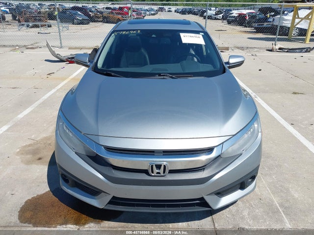 Honda Civic Touring 2018 JHMFC1F97JX002056 Image 13