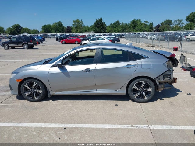Honda Civic Touring 2018 JHMFC1F97JX002056 Image 15