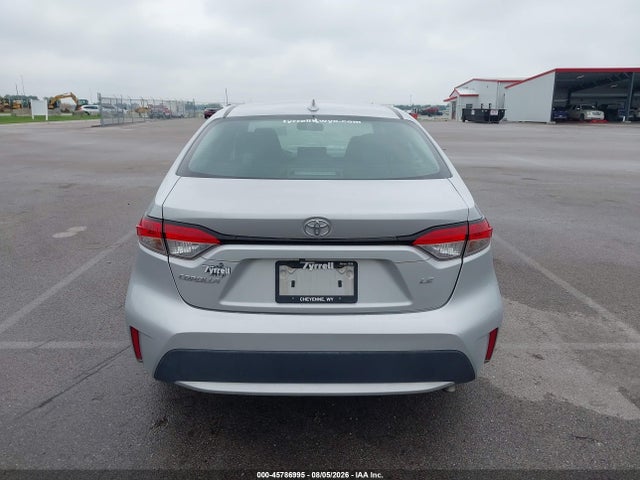 Продажа на аукционе авто 2021 Toyota Corolla Le, vin: 5YFEPMAE5MP204839, номер лота: 45786995