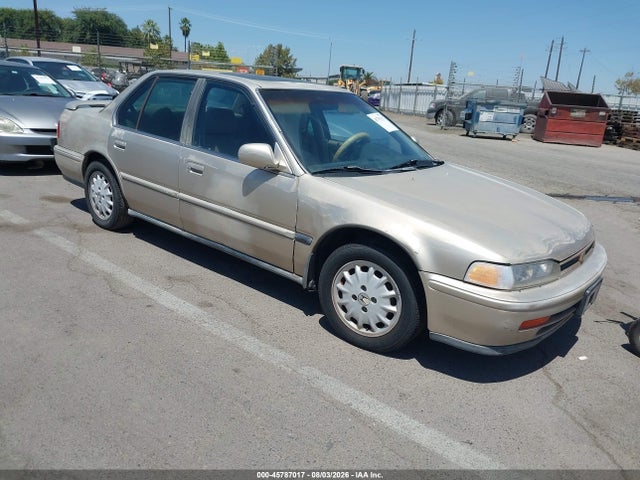 1993 Honda Accord Se მანქანა იყიდება აუქციონზე, vin: JHMCB7688PC032215, აუქციონის ნომერი: 45787017