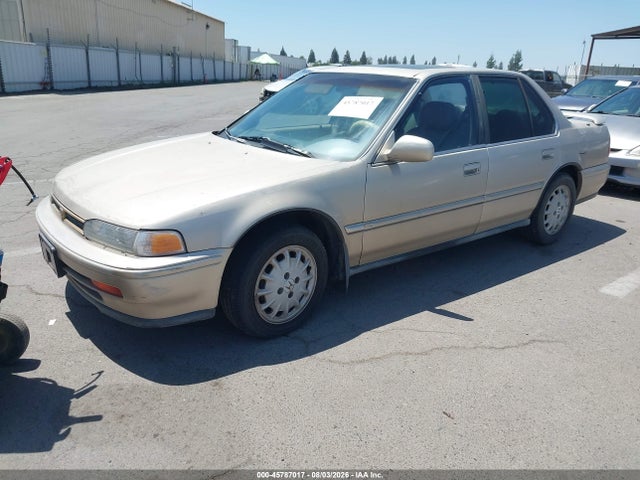 1993 Honda Accord Se მანქანა იყიდება აუქციონზე, vin: JHMCB7688PC032215, აუქციონის ნომერი: 45787017