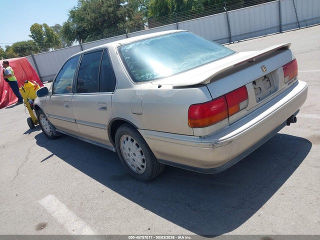 1993 Honda Accord Se მანქანა იყიდება აუქციონზე, vin: JHMCB7688PC032215, აუქციონის ნომერი: 45787017