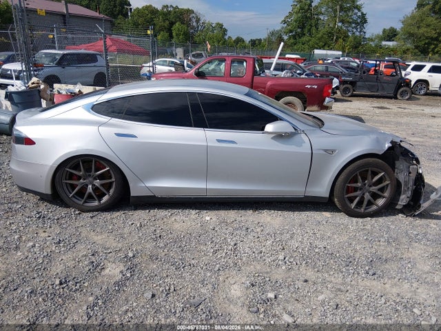 Продаж на аукціоні авто 2015 Tesla Model S 60/70/85, vin: 5YJSA1S12FFP72589, номер лоту: 45787031