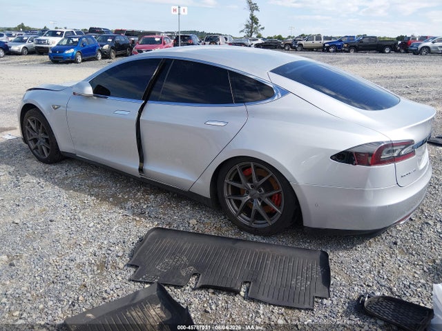 Продаж на аукціоні авто 2015 Tesla Model S 60/70/85, vin: 5YJSA1S12FFP72589, номер лоту: 45787031