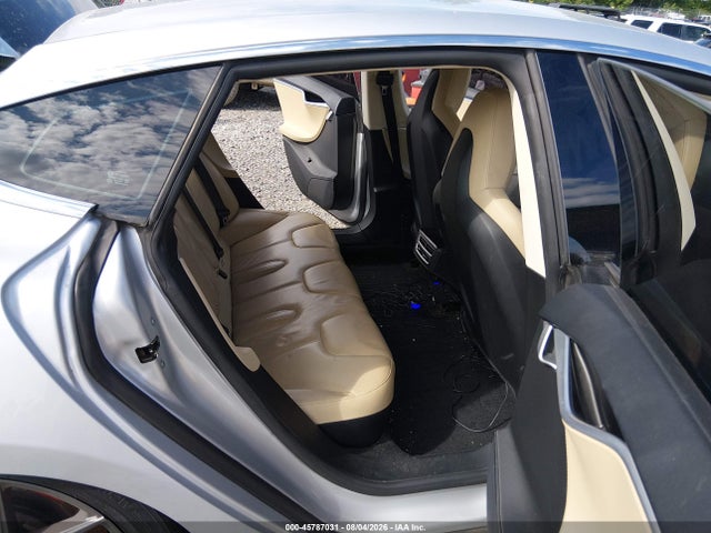 Продаж на аукціоні авто 2015 Tesla Model S 60/70/85, vin: 5YJSA1S12FFP72589, номер лоту: 45787031