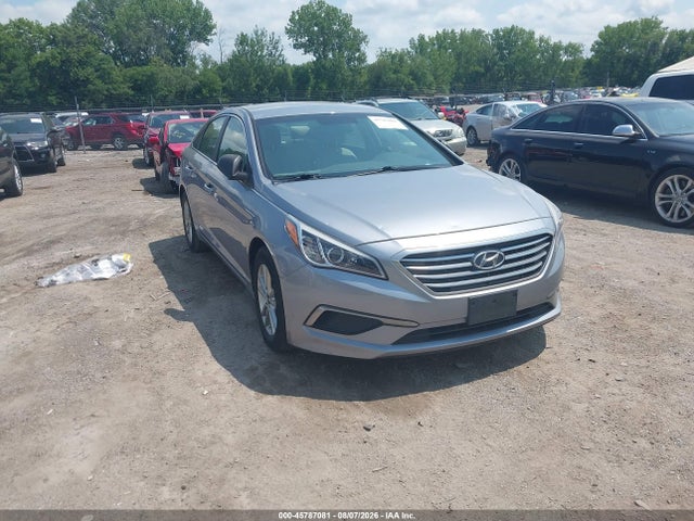 2016 Hyundai Sonata Se მანქანა იყიდება აუქციონზე, vin: 5NPE24AF7GH374886, აუქციონის ნომერი: 45787081
